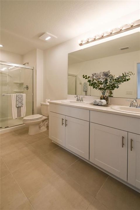 For Sale: $299,900 (3 beds, 2 baths, 1555 Square Feet)