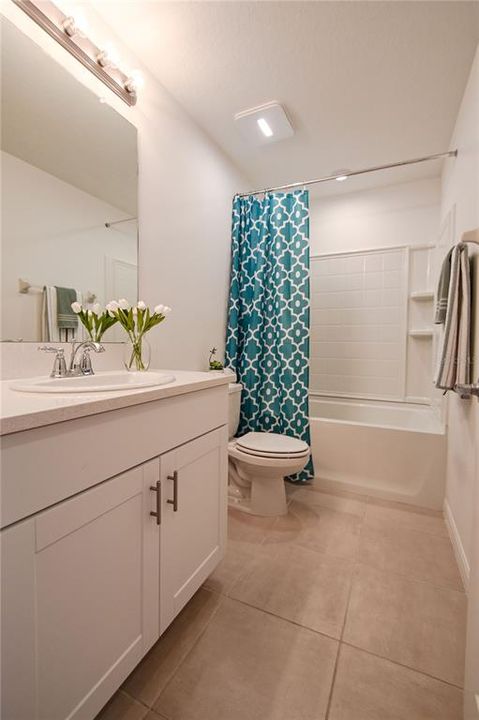 For Sale: $299,900 (3 beds, 2 baths, 1555 Square Feet)