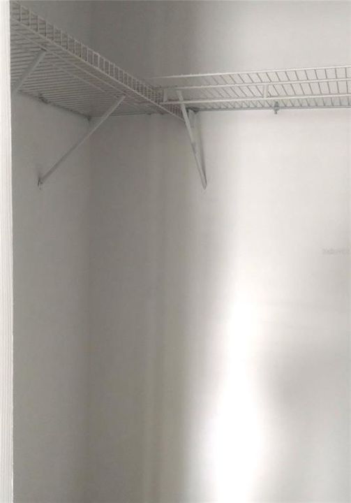 For Rent: $1,300 (2 beds, 2 baths, 860 Square Feet)