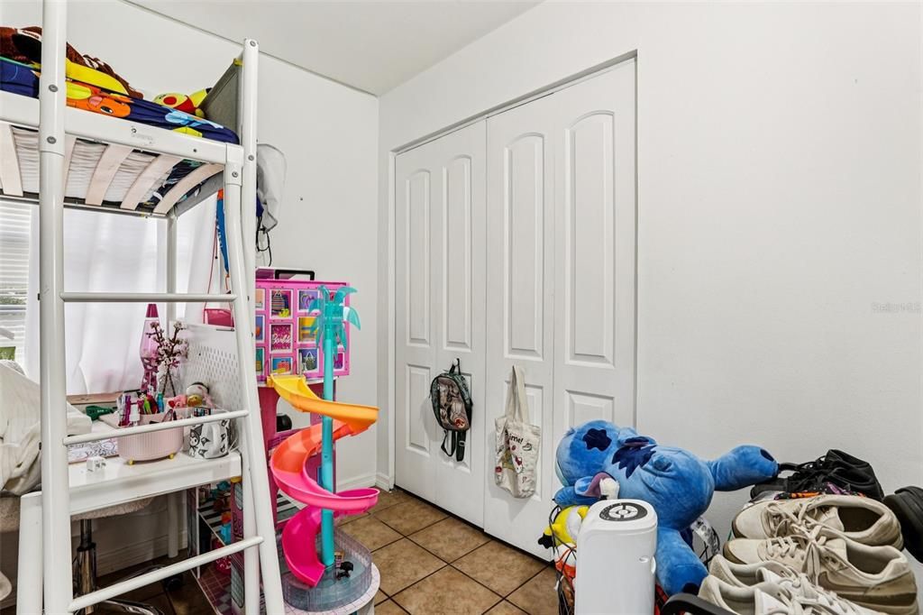 На продажу: $195,000 (2 спален, 2 ванн, 902 Квадратных фут)