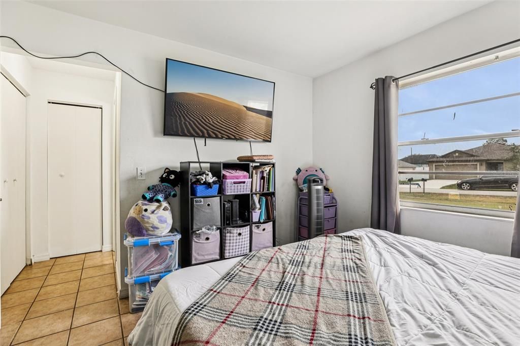 На продажу: $195,000 (2 спален, 2 ванн, 902 Квадратных фут)