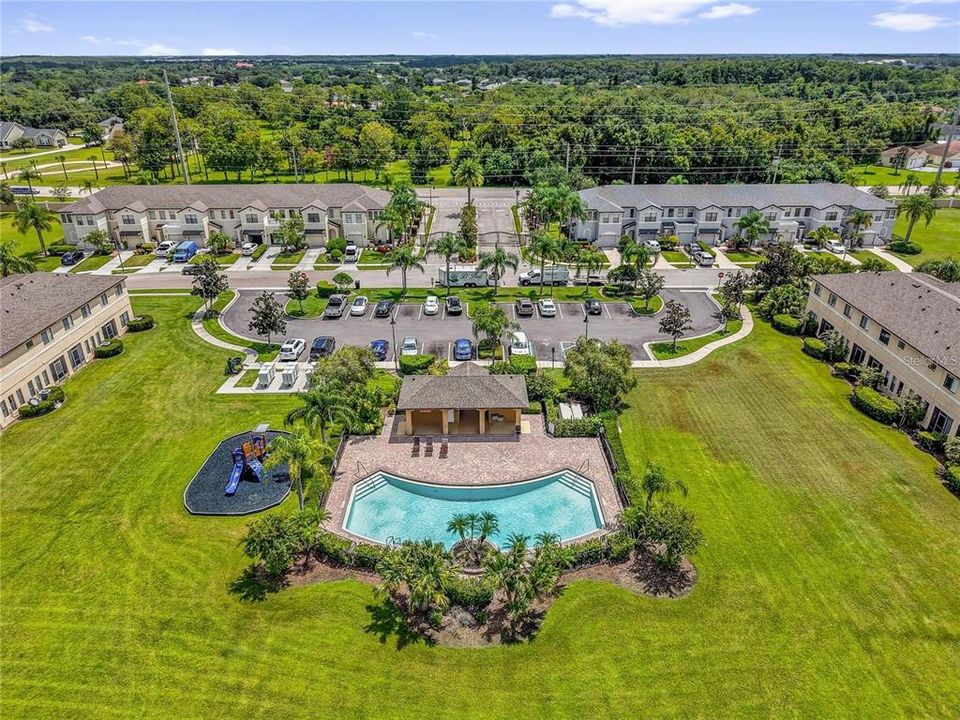 For Rent: $1,900 (3 beds, 2 baths, 1550 Square Feet)