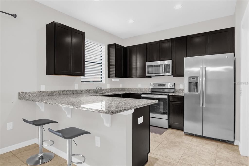 For Rent: $1,900 (3 beds, 2 baths, 1550 Square Feet)