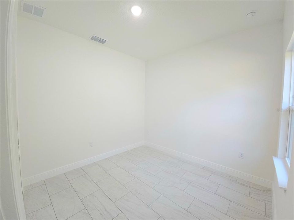 В аренду: $1,795 (4 спален, 2 ванн, 1580 Квадратных фут)