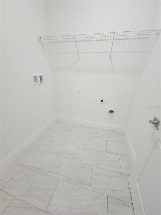 В аренду: $1,795 (4 спален, 2 ванн, 1580 Квадратных фут)