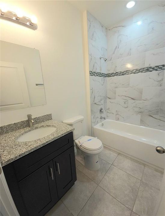 出租: $1,795 (4 贝兹, 2 浴室, 1580 平方英尺)