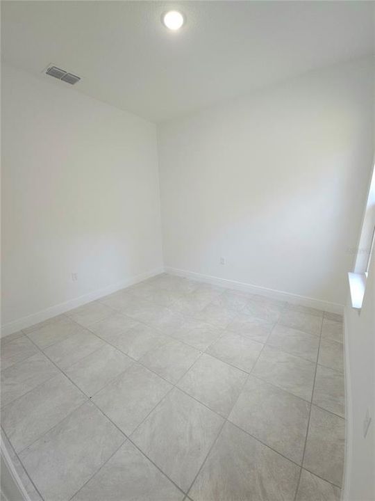 出租: $1,795 (4 贝兹, 2 浴室, 1580 平方英尺)