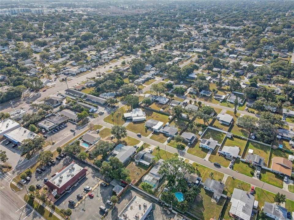 En Venta: $489,000 (0.37 acres)