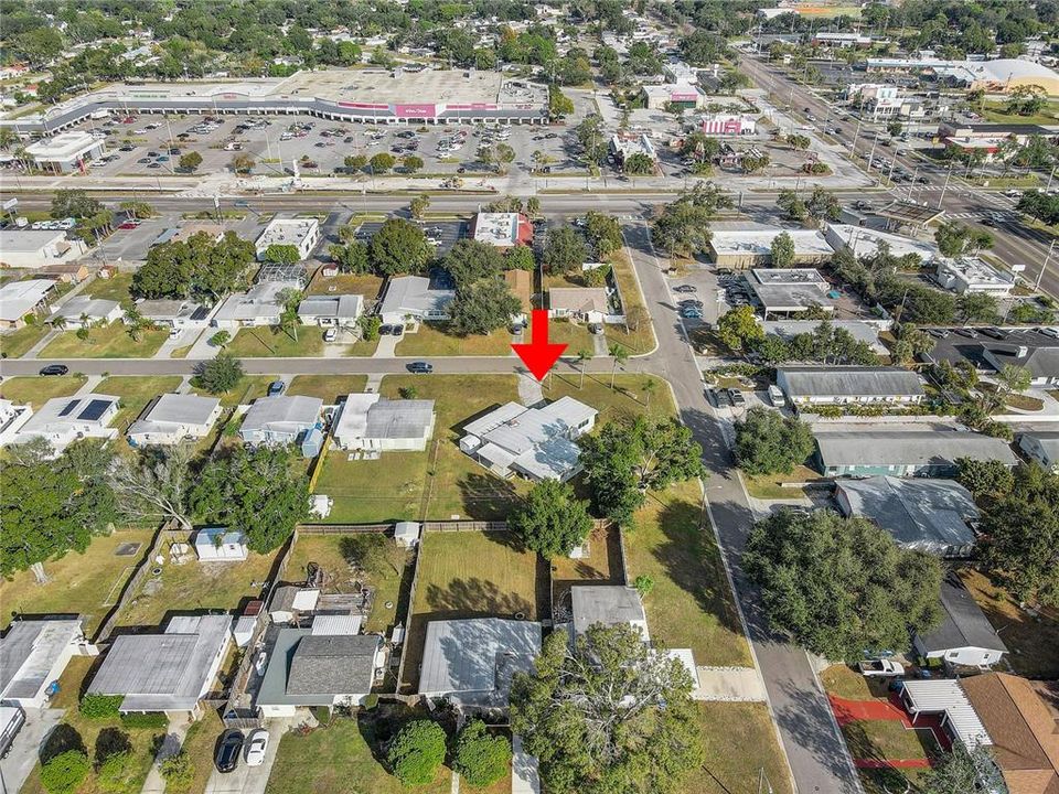 En Venta: $489,000 (0.37 acres)