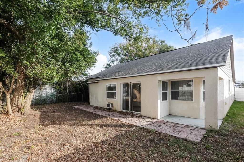 En Venta: $299,000 (3 camas, 2 baños, 1726 Pies cuadrados)