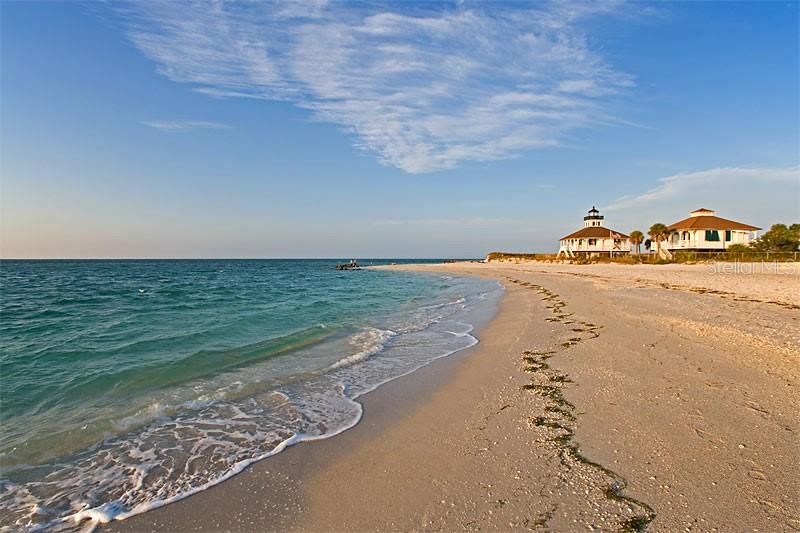 На продажу: $24,900 (0.17 acres)