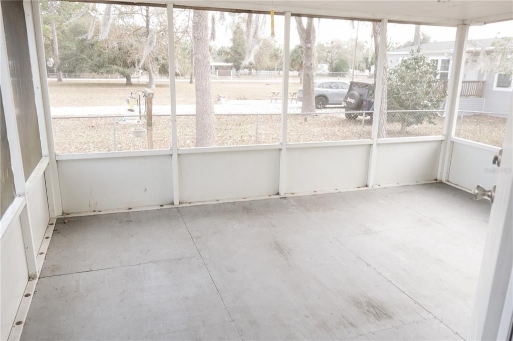 待售: $93,400 (3 贝兹, 2 浴室, 1080 平方英尺)