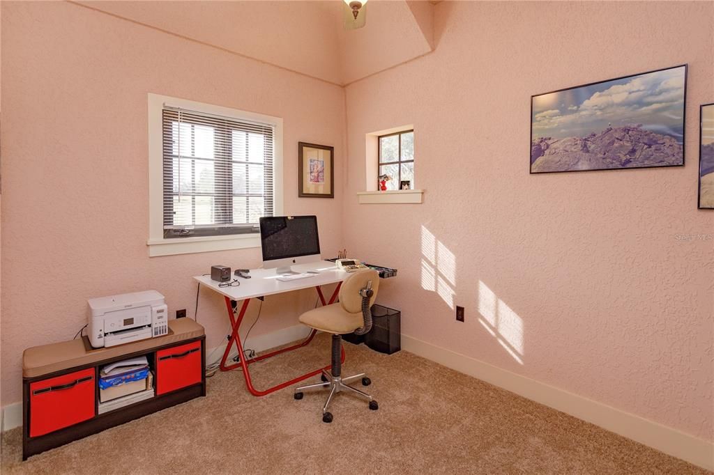 For Sale: $1,175,000 (3 beds, 3 baths, 2984 Square Feet)