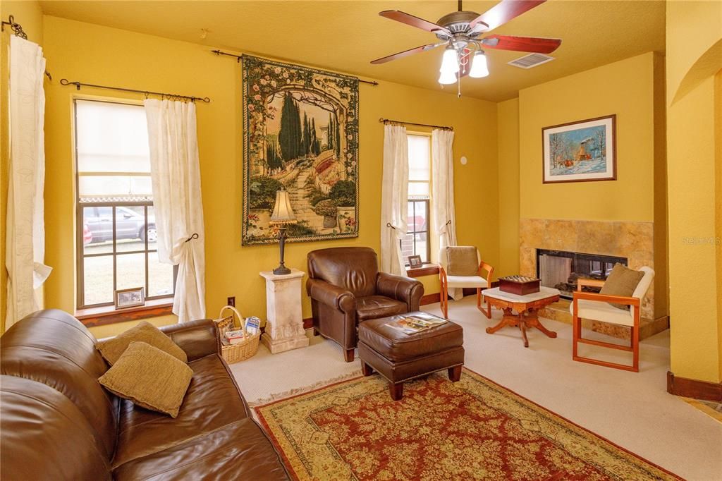 For Sale: $1,175,000 (3 beds, 3 baths, 2984 Square Feet)