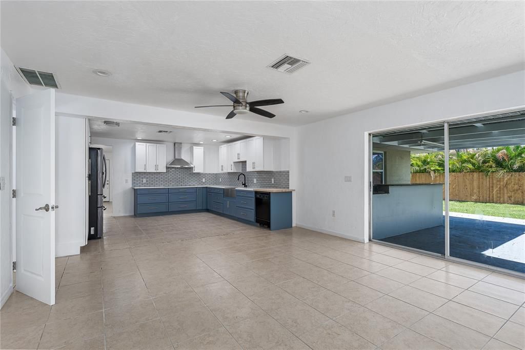 В аренду: $2,600 (3 спален, 2 ванн, 1646 Квадратных фут)