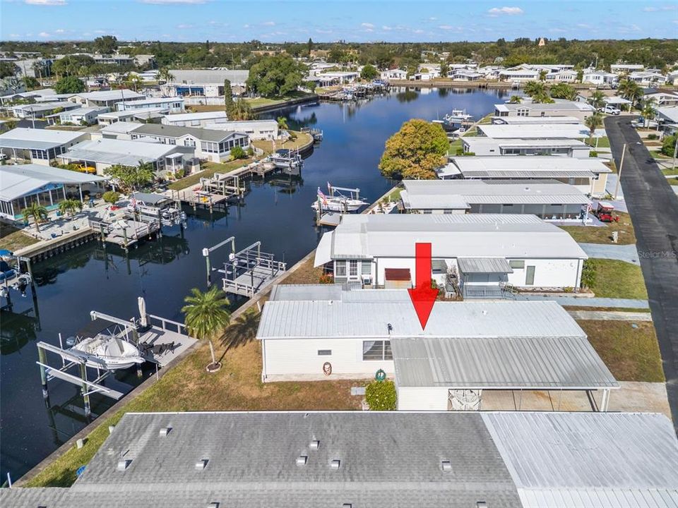 待售: $169,000 (2 贝兹, 1 浴室, 958 平方英尺)