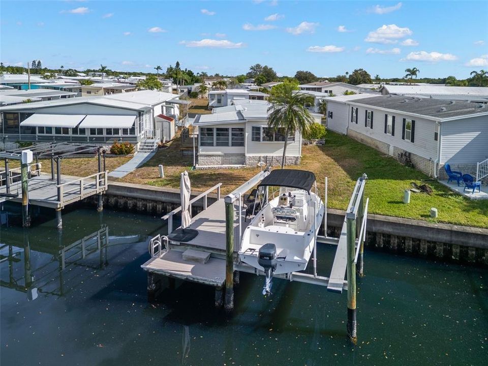 待售: $169,000 (2 贝兹, 1 浴室, 958 平方英尺)