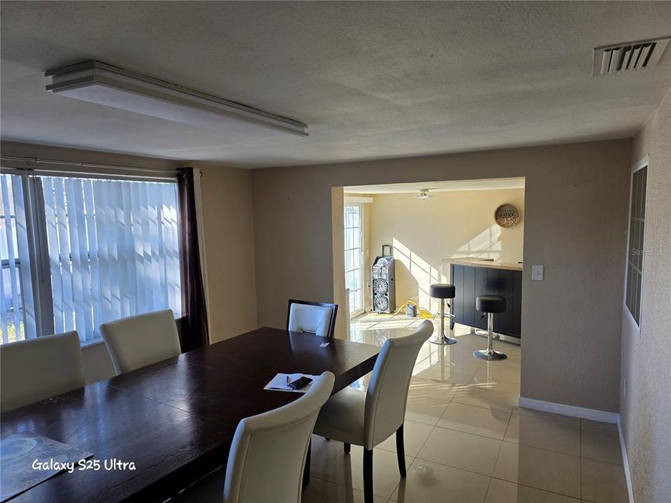 待售: $315,000 (3 贝兹, 2 浴室, 1704 平方英尺)