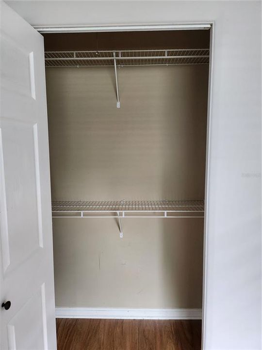 待售: $349,900 (2 贝兹, 1 浴室, 1124 平方英尺)