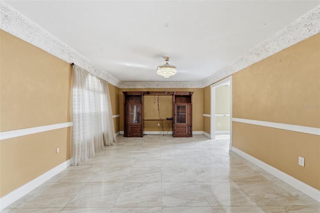 For Sale: $330,000 (4 beds, 2 baths, 2844 Square Feet)