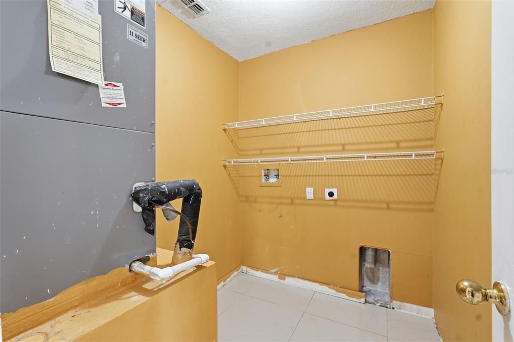 For Sale: $330,000 (4 beds, 2 baths, 2844 Square Feet)