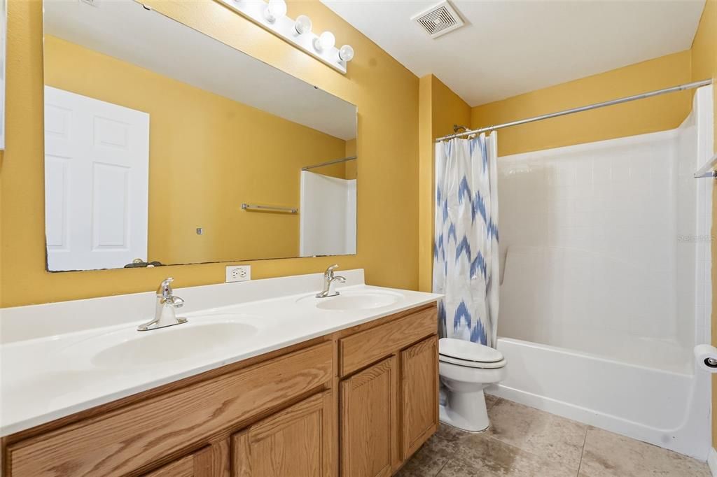 For Sale: $330,000 (4 beds, 2 baths, 2844 Square Feet)