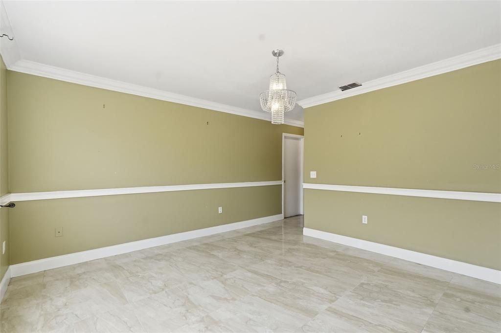 For Sale: $330,000 (4 beds, 2 baths, 2844 Square Feet)