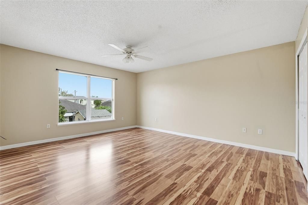 For Sale: $330,000 (4 beds, 2 baths, 2844 Square Feet)