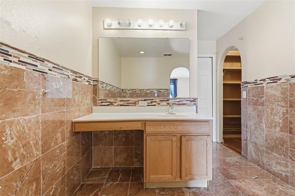 For Sale: $330,000 (4 beds, 2 baths, 2844 Square Feet)