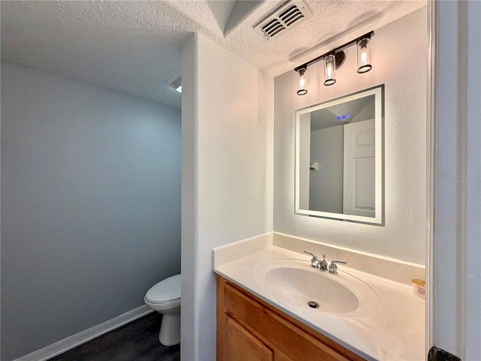 For Sale: $295,000 (3 beds, 2 baths, 1382 Square Feet)