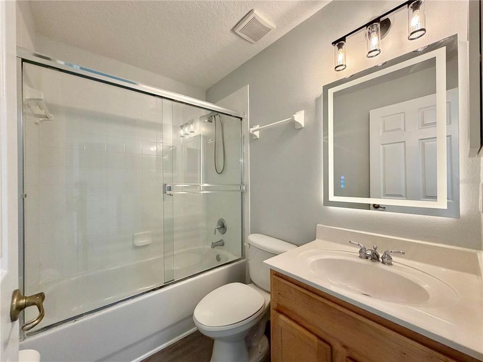 For Sale: $295,000 (3 beds, 2 baths, 1382 Square Feet)