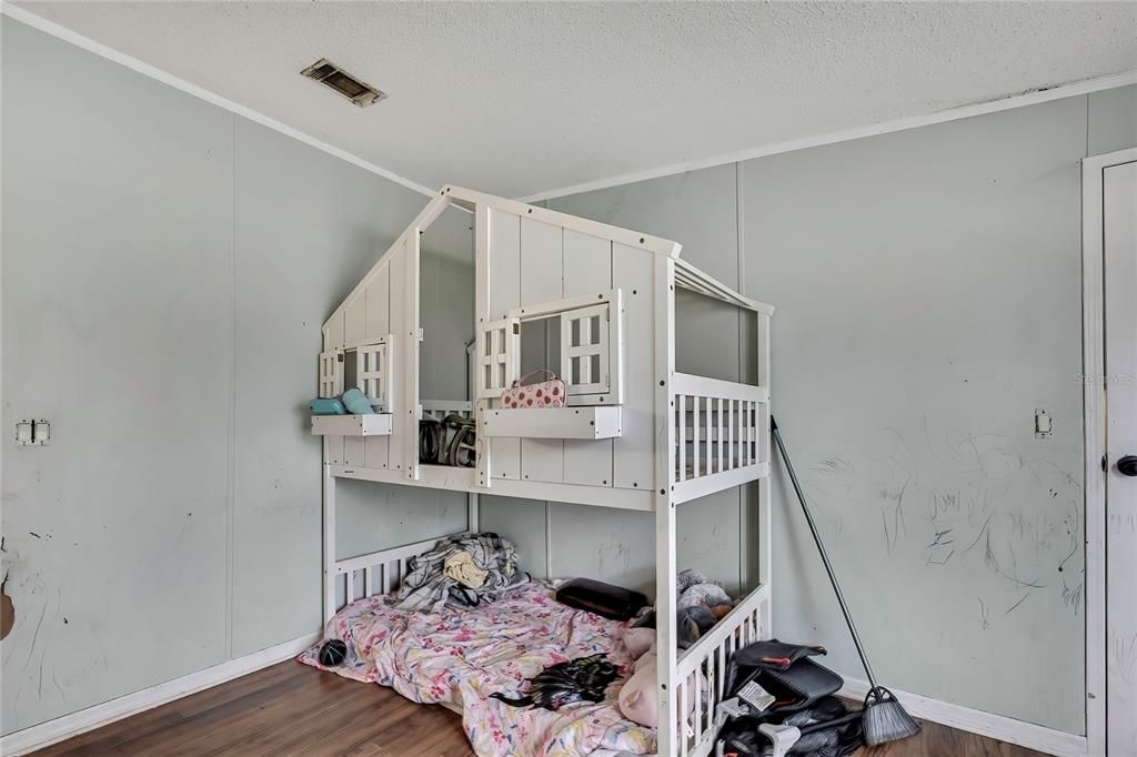 На продажу: $399,900 (3 спален, 2 ванн, 1512 Квадратных фут)