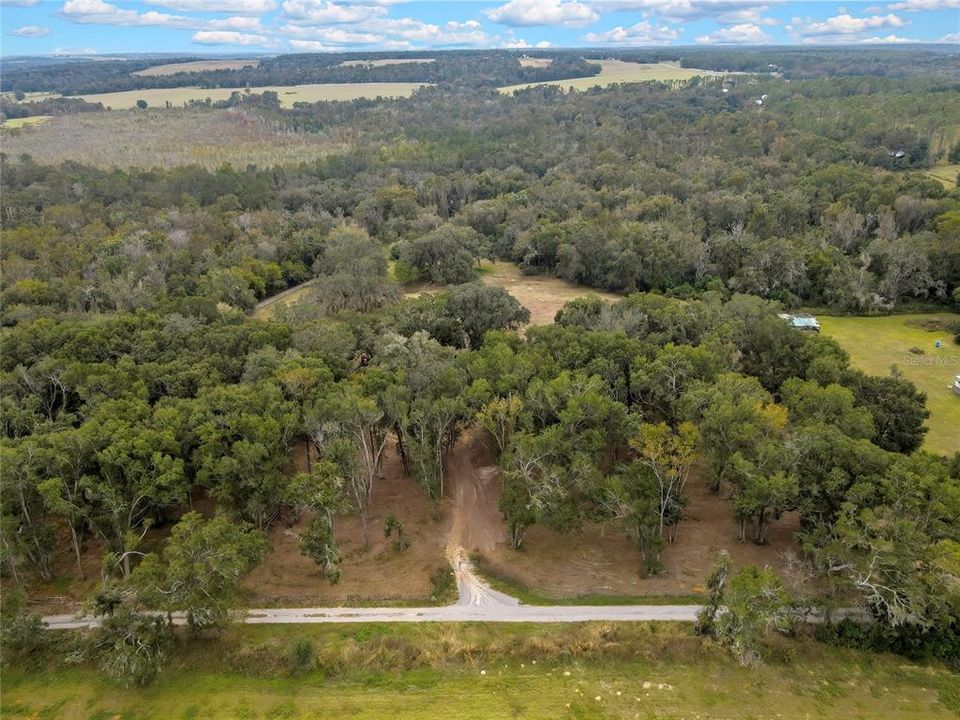 На продажу: $399,900 (3 спален, 2 ванн, 1512 Квадратных фут)