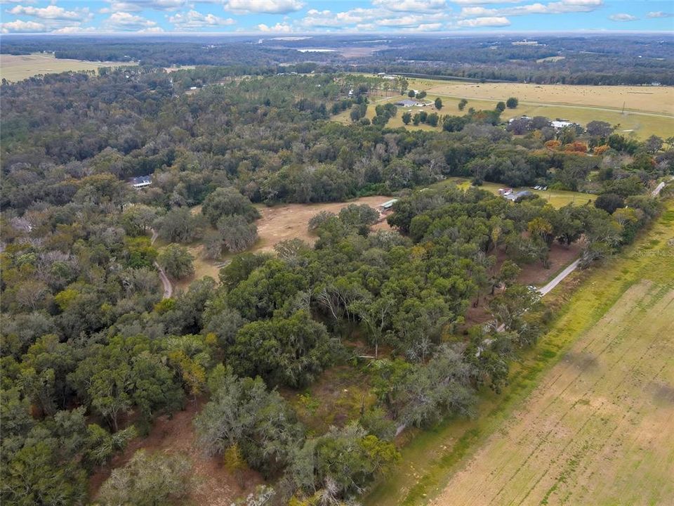 На продажу: $399,900 (3 спален, 2 ванн, 1512 Квадратных фут)