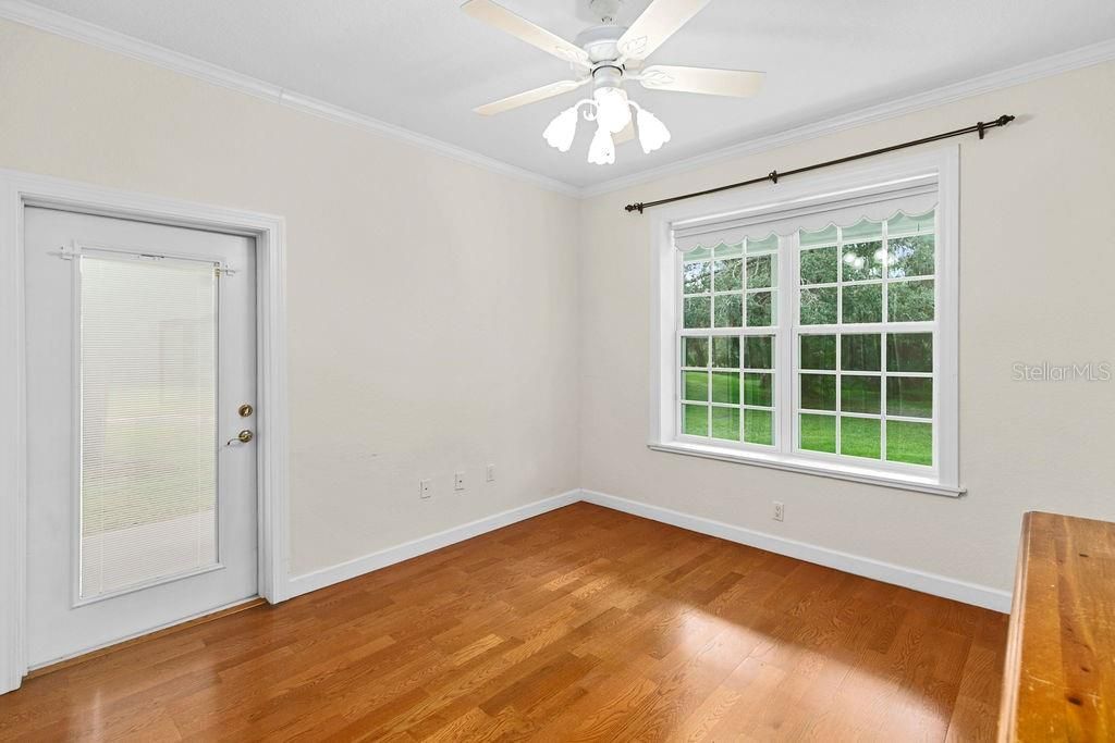 For Sale: $775,000 (3 beds, 2 baths, 2040 Square Feet)