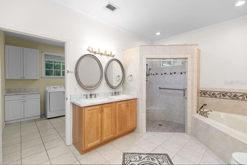 For Sale: $775,000 (3 beds, 2 baths, 2040 Square Feet)