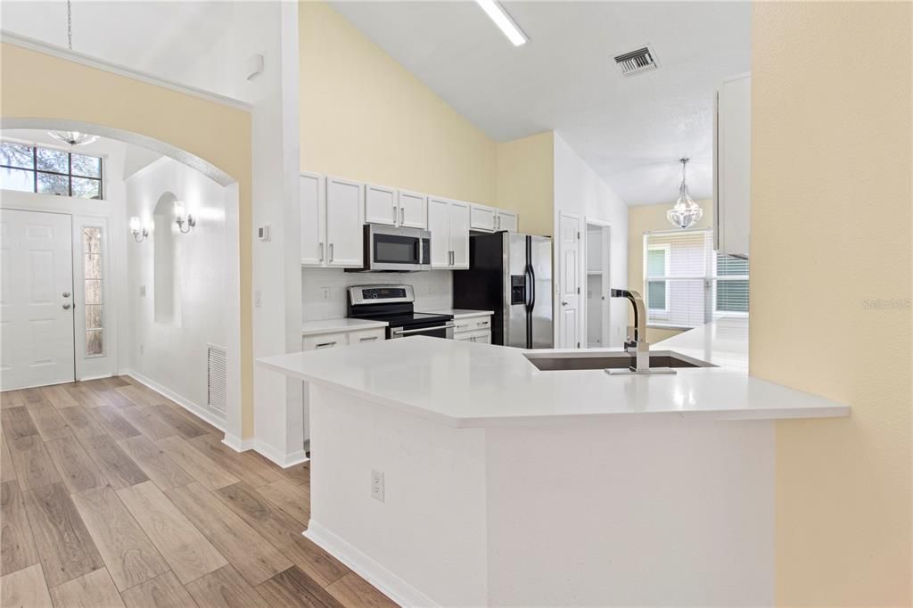 For Rent: $2,800 (3 beds, 2 baths, 1822 Square Feet)