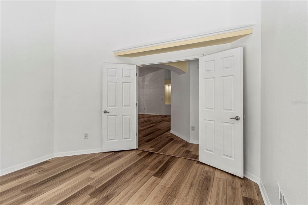 For Rent: $2,800 (3 beds, 2 baths, 1822 Square Feet)