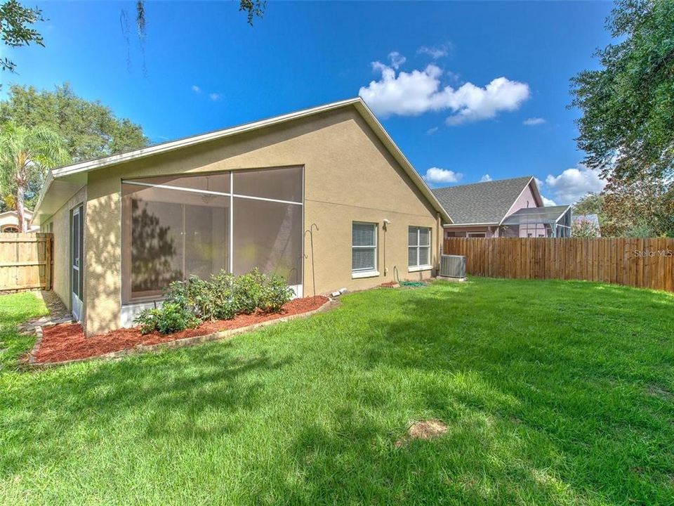 For Rent: $2,800 (3 beds, 2 baths, 1822 Square Feet)