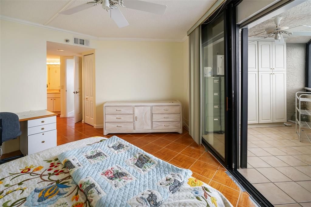 待售: $530,000 (2 贝兹, 2 浴室, 1409 平方英尺)