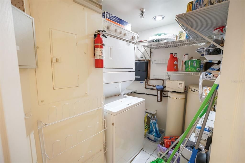 待售: $530,000 (2 贝兹, 2 浴室, 1409 平方英尺)