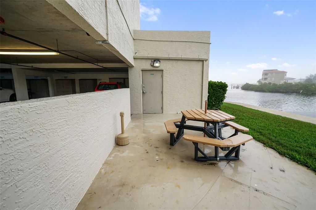 For Sale: $530,000 (2 beds, 2 baths, 1409 Square Feet)