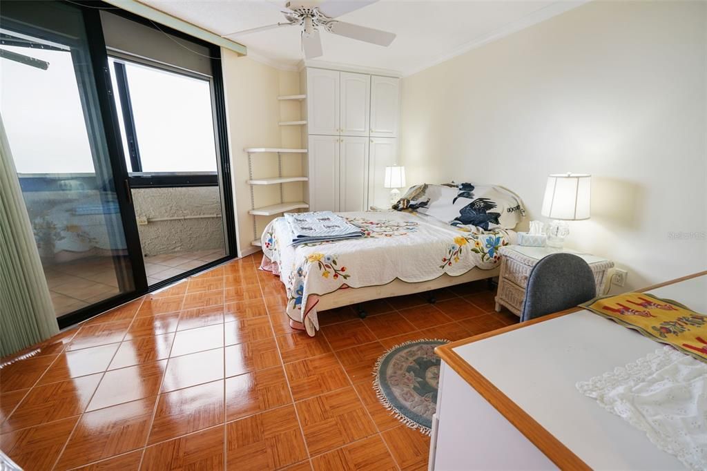 待售: $530,000 (2 贝兹, 2 浴室, 1409 平方英尺)