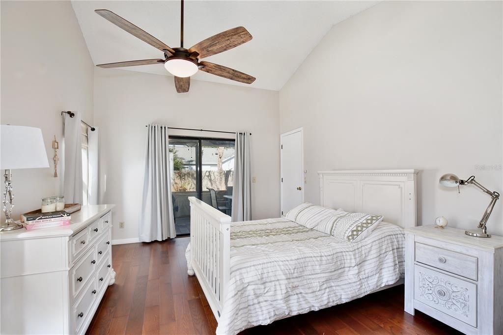 На продажу: $375,000 (3 спален, 2 ванн, 1479 Квадратных фут)