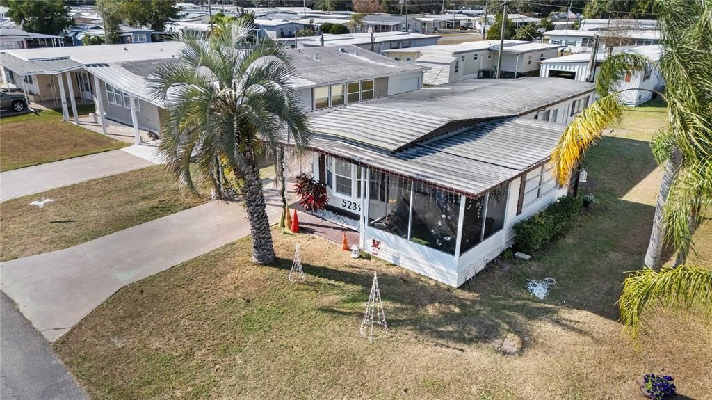 For Sale: $143,000 (2 beds, 1 baths, 1323 Square Feet)