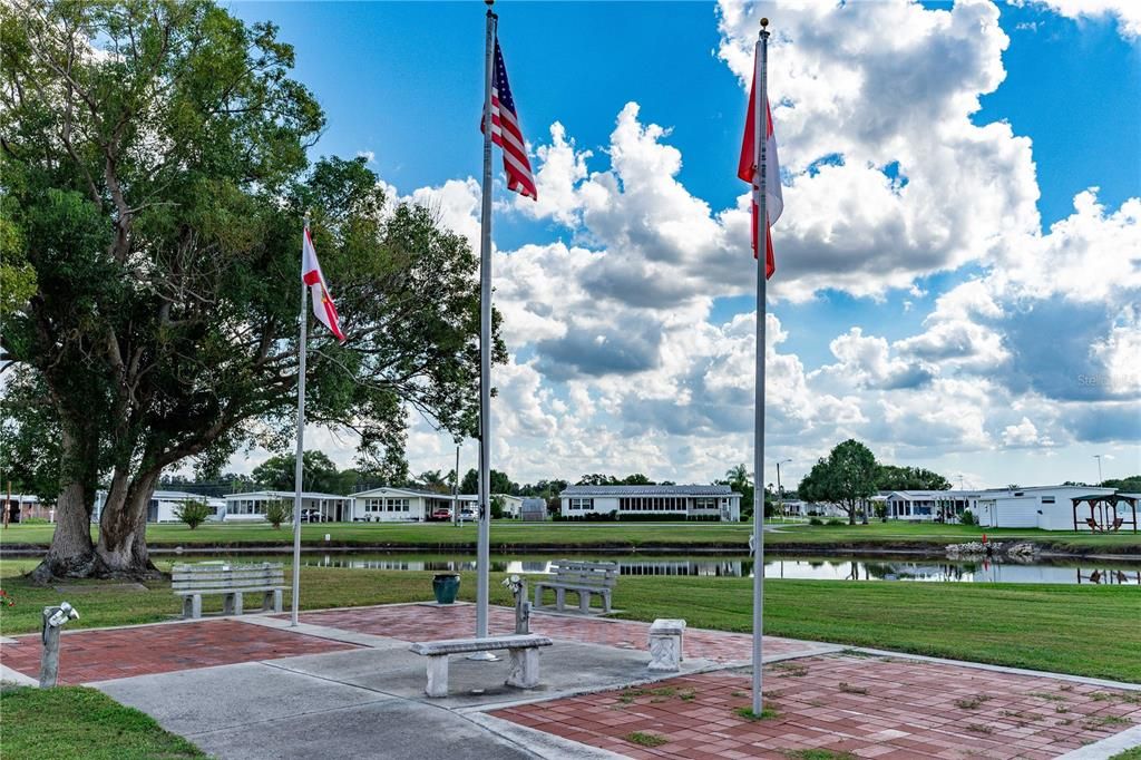 For Sale: $143,000 (2 beds, 1 baths, 1323 Square Feet)