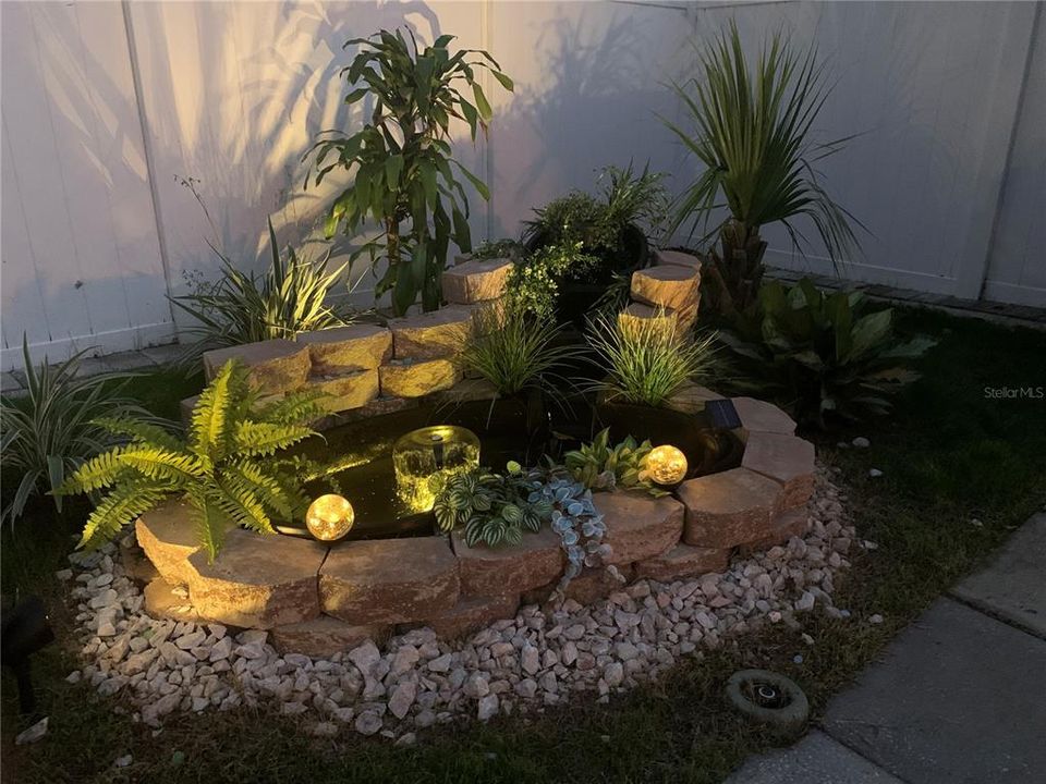 待售: $349,000 (2 贝兹, 2 浴室, 1082 平方英尺)