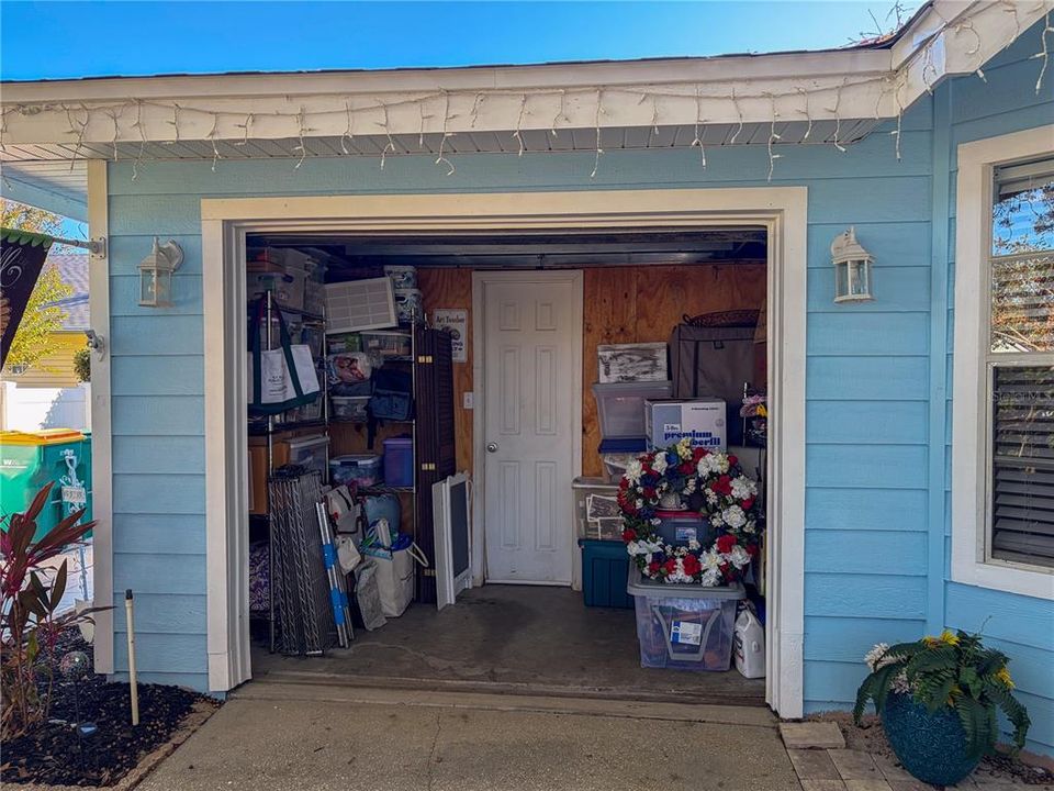 待售: $349,000 (2 贝兹, 2 浴室, 1082 平方英尺)