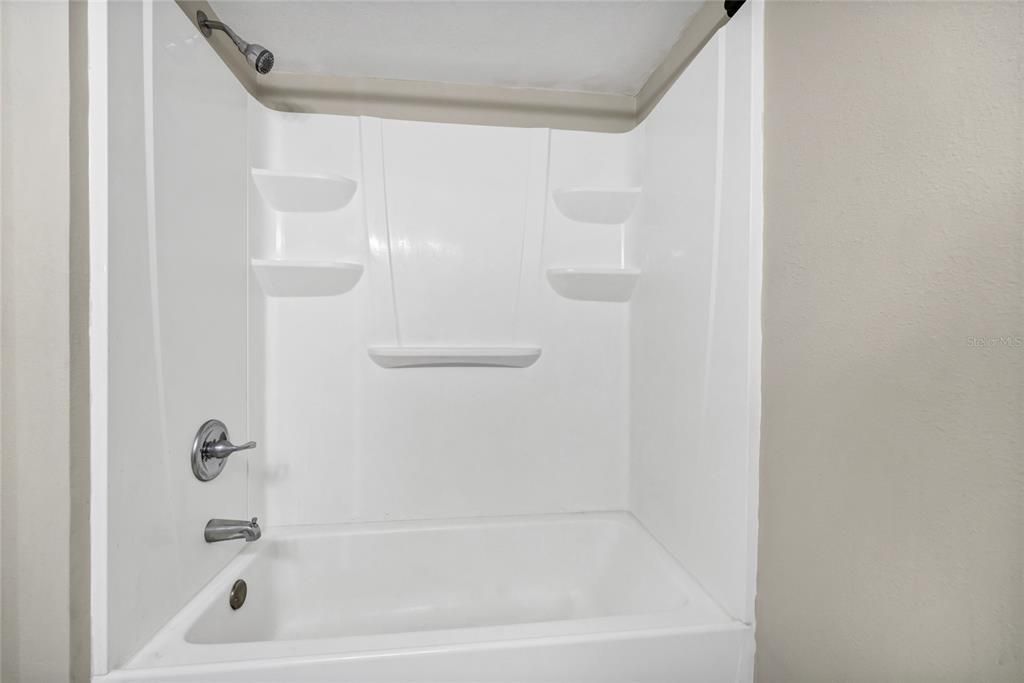 For Sale: $129,500 (1 beds, 1 baths, 540 Square Feet)