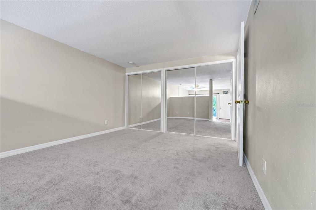 For Sale: $129,500 (1 beds, 1 baths, 540 Square Feet)